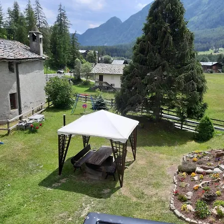 La Montagna Incantata - Panoramico Per 6 Persone Champoluc